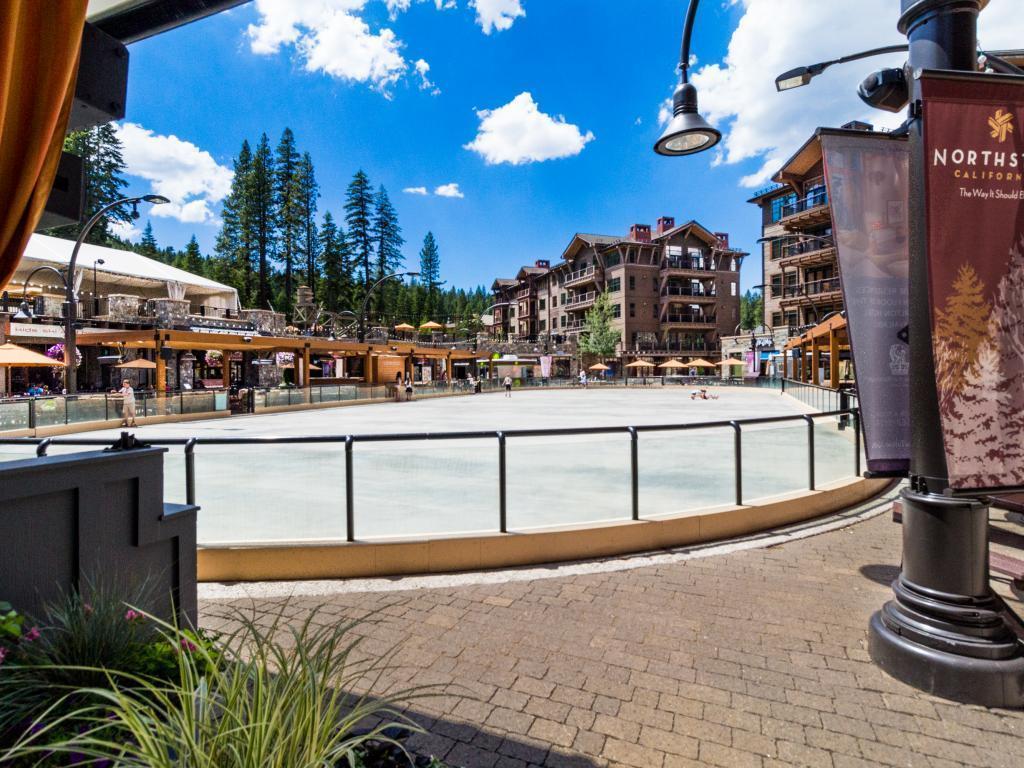 Ski View Ski-In Ski-Out Hotel Тръки Екстериор снимка